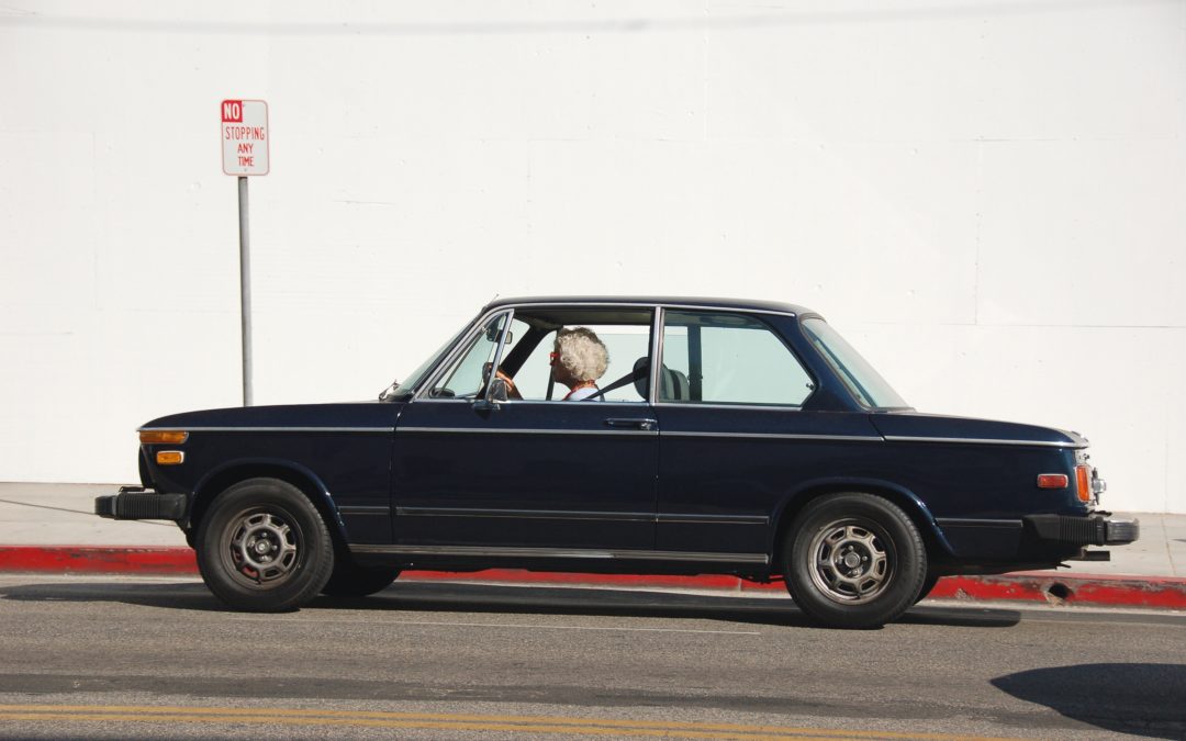 20 Warning Signs That an Elderly Driver is No Longer Safe Behind the Wheel